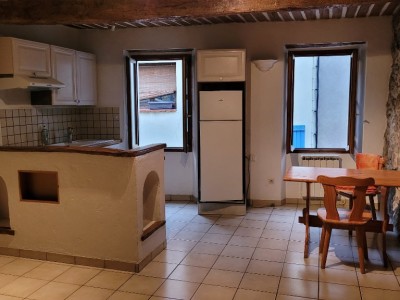 STUDIO A LOUER - MONTAUROUX - 31 m2 - 440 € charges comprises par mois
