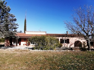 Maison individuelle de plain-pied - FAYENCE - 130 m2 - VENDU