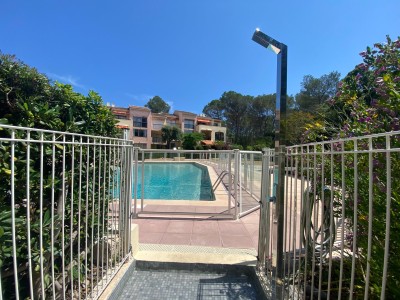 GRAND STUDIO A VALESCURE A VENDRE - ST RAPHAEL VALESCURE - 25.8 m2 - 160000 €