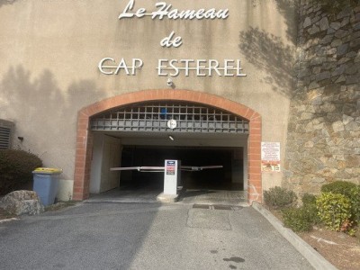 PARKING INTERIEUR A VENDRE - AGAY - 13500 €