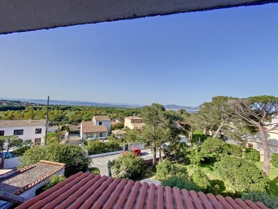 STUDIO A VENDRE - FREJUS - 16.9 m2 - 89900 €