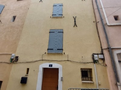 APPARTEMENT T4 A LOUER - TRANS EN PROVENCE - 87 m2 - 838€ charges comprises par mois