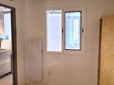 APPARTEMENT T1 A LOUER - BAGNOLS EN FORET - 28 m2 - 390€ charges comprises par mois