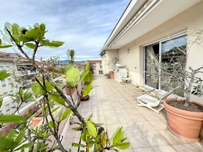 APPARTEMENT T4 A VENDRE - ST RAPHAEL - 129 m2 - 890000€