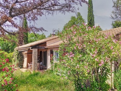 MAISON 3 CHAMBRES /PISCINE / DEPENDANCES - ST PAUL EN FORET - 90 m2 - VENDU