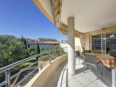 T4 BORD DE MER A VENDRE - FREJUS - 115.63 m2 - 650000€