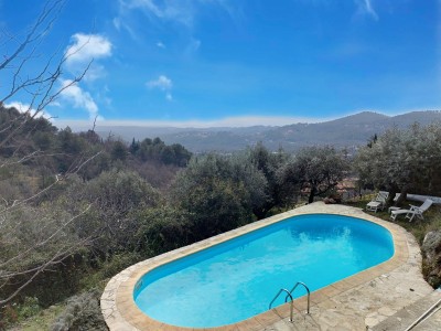 Maison - 3 chambres + STUDIO - piscine A VENDRE - SEILLANS - 150 m2 - 515000€
