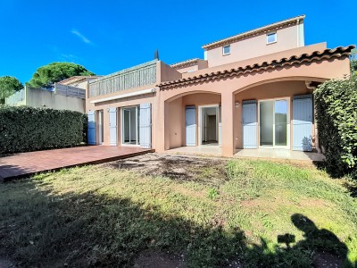 Un appartement type 3 en RDJ - ROQUEBRUNE SUR ARGENS Sainte Candie - 78.19 m2 - VENDU