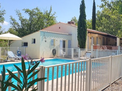 Proprit + studio, piscine, terrain 1H A VENDRE - ST PAUL EN FORET - 175 m2 - 690000€