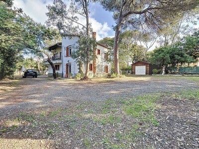 VILLA A VENDRE - ST RAPHAEL - 160 m2 - 945 000 €