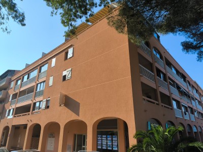 STUDIO A VENDRE - ST AYGULF - 18.13 m2 - 89000€