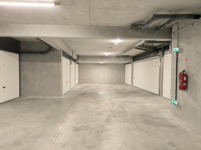 GARAGE FERME A VENDRE - ST RAPHAEL - 34000€