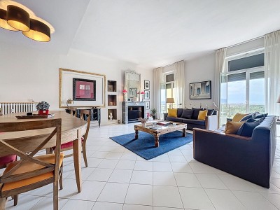 APPARTEMENT T4 A VENDRE - FREJUS - 130 m2 - 787 500 €