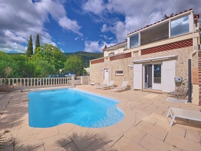MAISON PROVENCALE PISCINE 3 CHAMBRES A VENDRE - SEILLANS LA BOULARDE - 110 m2 - 499 000 €