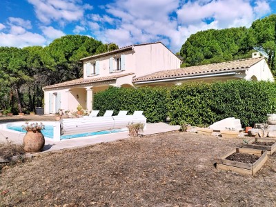 Maison - piscine - double garage - 3000m² jardin A VENDRE - FAYENCE - 165 m2 - 685 000 €