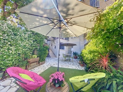MAISON DE VILLE A VENDRE - ST RAPHAEL - 167.4 m2 - 695 000 €