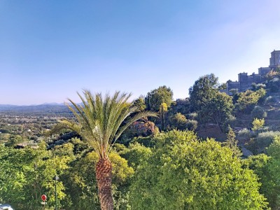 Appartement 3 pièces 72m² avec superbe vue A VENDRE - TOURRETTES - 55 m2 - 215 000 €