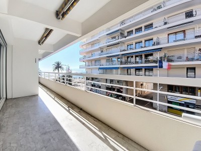 APPARTEMENT T4 A VENDRE - ST RAPHAEL - 71.89 m2 - 490�000�&euro;