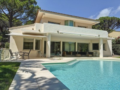 VILLA A VENDRE - ST RAPHAEL - 150 m2 - 1 280 000 €