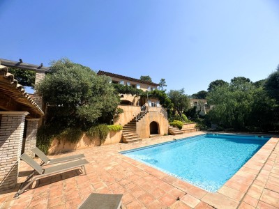 VILLA A VENDRE - PLAN DE LA TOUR - 185 m2 - 1150000€