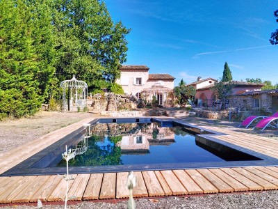 SUPERBE MAS VASTE TERRAIN ET PISCINE A VENDRE - FAYENCE - 250 m2 - 1695000€