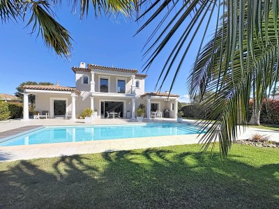 VILLA A VENDRE - ST RAPHAEL - 157.7 m2 - 1�325�000�&euro;