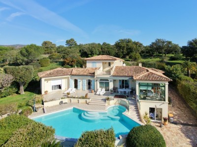 VILLA A VENDRE - ST RAPHAEL - 250 m2 - 1 480 000 &euro;