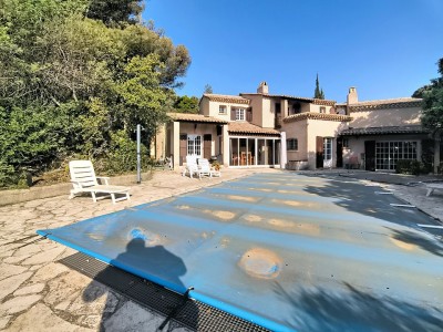 VILLA A VENDRE - ST RAPHAEL - 190 m2 - 1 180 000 &euro;