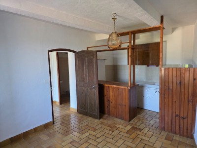 APPARTEMENT T2 A LOUER - FAYENCE - 36.96 m2 - 550 &euro; charges comprises par mois