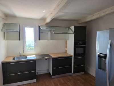 APPARTEMENT T3 A LOUER - FAYENCE - 63.91 m2 - 744 &euro; charges comprises par mois