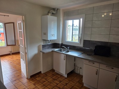 APPARTEMENT T3 A LOUER - DRAGUIGNAN - 75 m2 - 764 &euro; charges comprises par mois