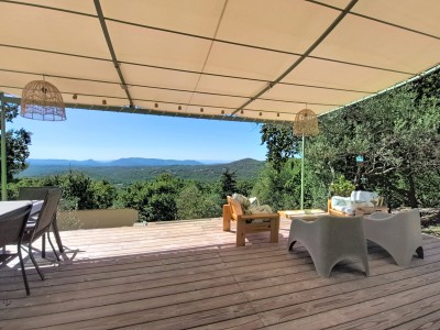MAISON VUE PANORAMIQUE - VASTE TERRAIN - PISCINE A VENDRE - FAYENCE - 87 m2 - 530 000 &euro;