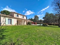 Maison - piscine - double garage - 3000m² jardin A VENDRE - FAYENCE - 165 m2 - 685 000 &euro;