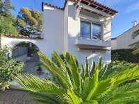 VILLA A VENDRE - ST RAPHAEL - 110.66 m2 - 729 000 &euro;