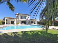 VILLA A VENDRE - ST RAPHAEL - 156.64 m2 - 1 325 000 €