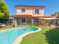 VILLA A VENDRE - STE MAXIME - 200 m2 - 1 090 000 &euro;