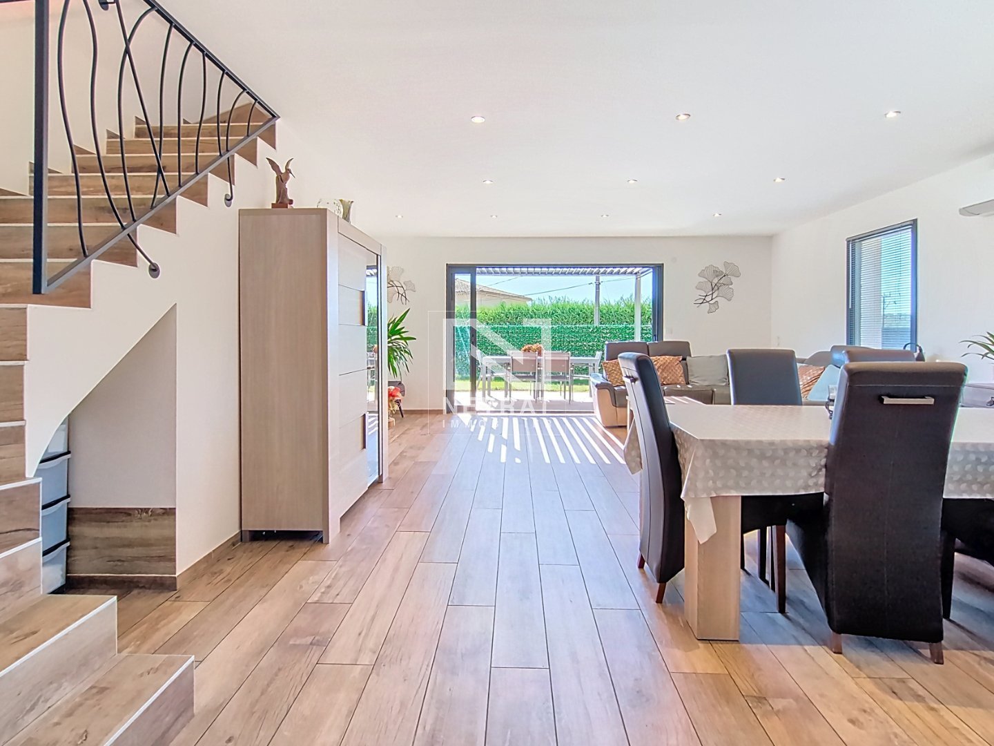 MAISON INDIVIDUELLE / 2 CHAMBRES/ JARDIN / CHALET A VENDRE - MONTAUROUX - 88 m2 - 432 000 €