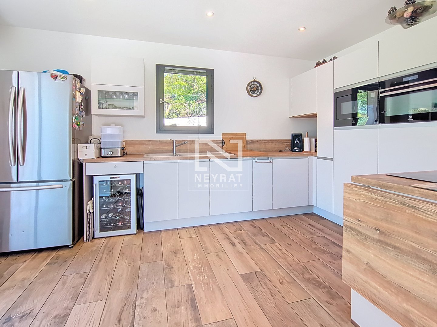 MAISON INDIVIDUELLE / 2 CHAMBRES/ JARDIN / CHALET A VENDRE - MONTAUROUX - 88 m2 - 432 000 €