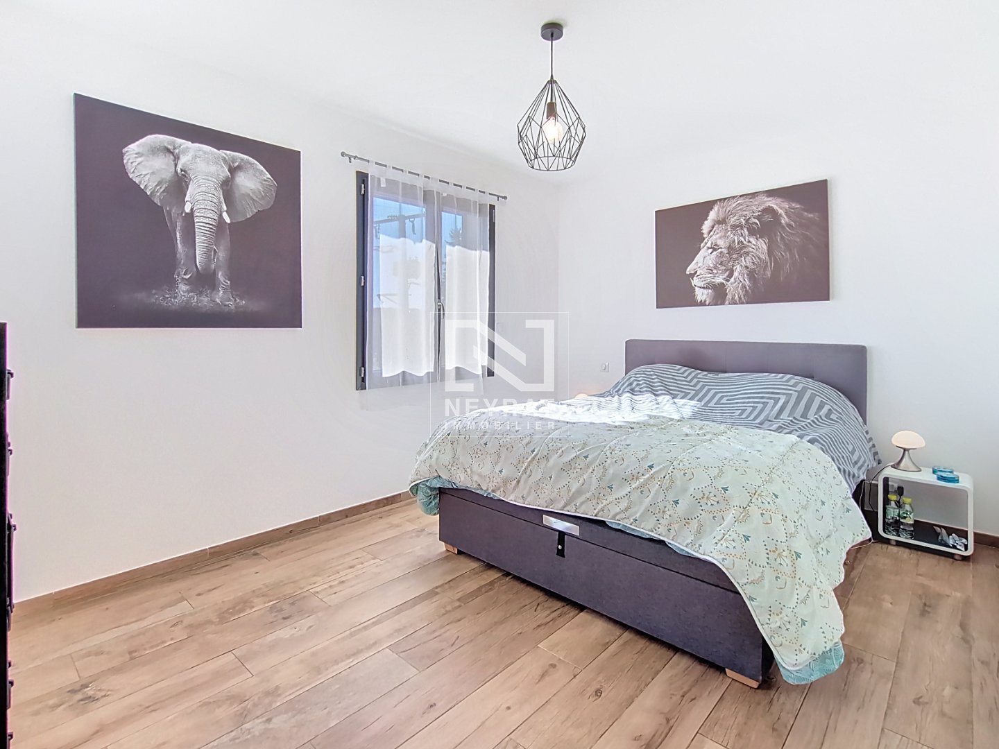 MAISON INDIVIDUELLE / 2 CHAMBRES/ JARDIN / CHALET A VENDRE - MONTAUROUX - 88 m2 - 432 000 €