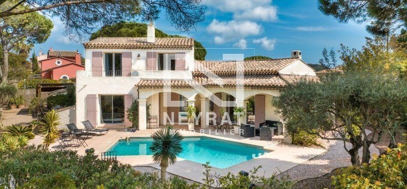 villa A VENDRE - ST RAPHAEL - 140 m2 - 1 190 000 €