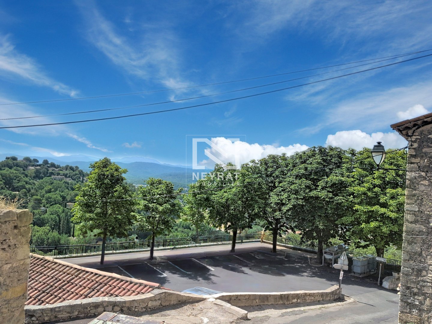 APPARTEMENT 38m² / CAVE 43m² /  VILLAGE CALLIAN A VENDRE - CALLIAN - 38 m2 - 156 500 &euro;