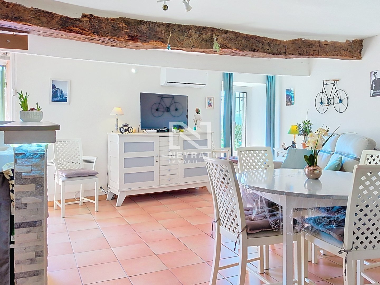 APPARTEMENT 38m² / CAVE 43m² /  VILLAGE CALLIAN A VENDRE - CALLIAN - 38 m2 - 156 500 &euro;