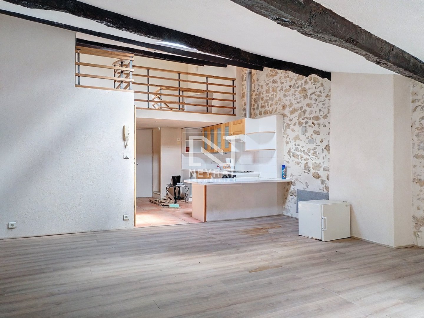 APPARTEMENT MONTAUROUX - 1 CHAMBRE EN MEZZANINE