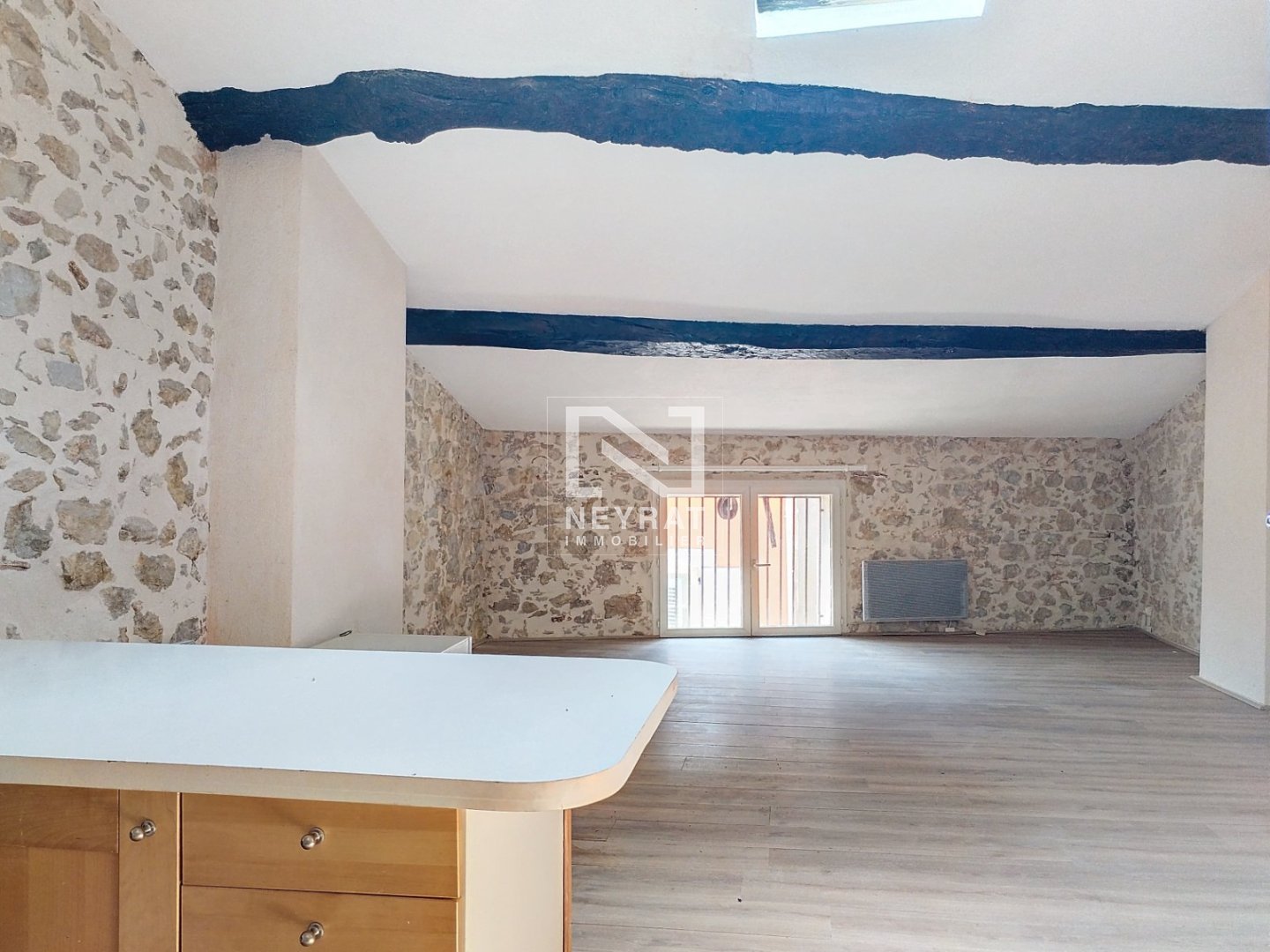 APPARTEMENT MONTAUROUX - 1 CHAMBRE EN MEZZANINE