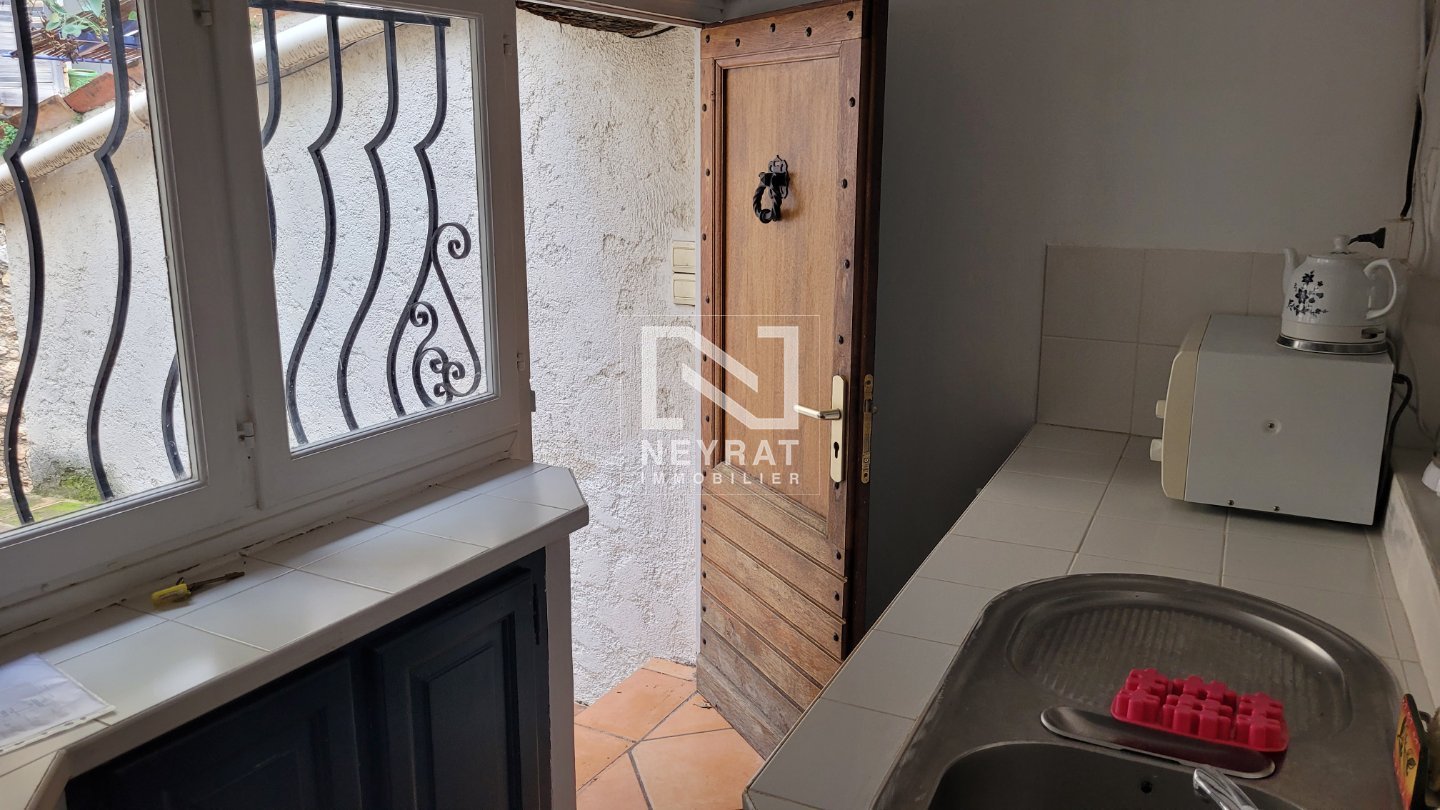 SEILLANS Logement deux pices, meubl SEILLANS