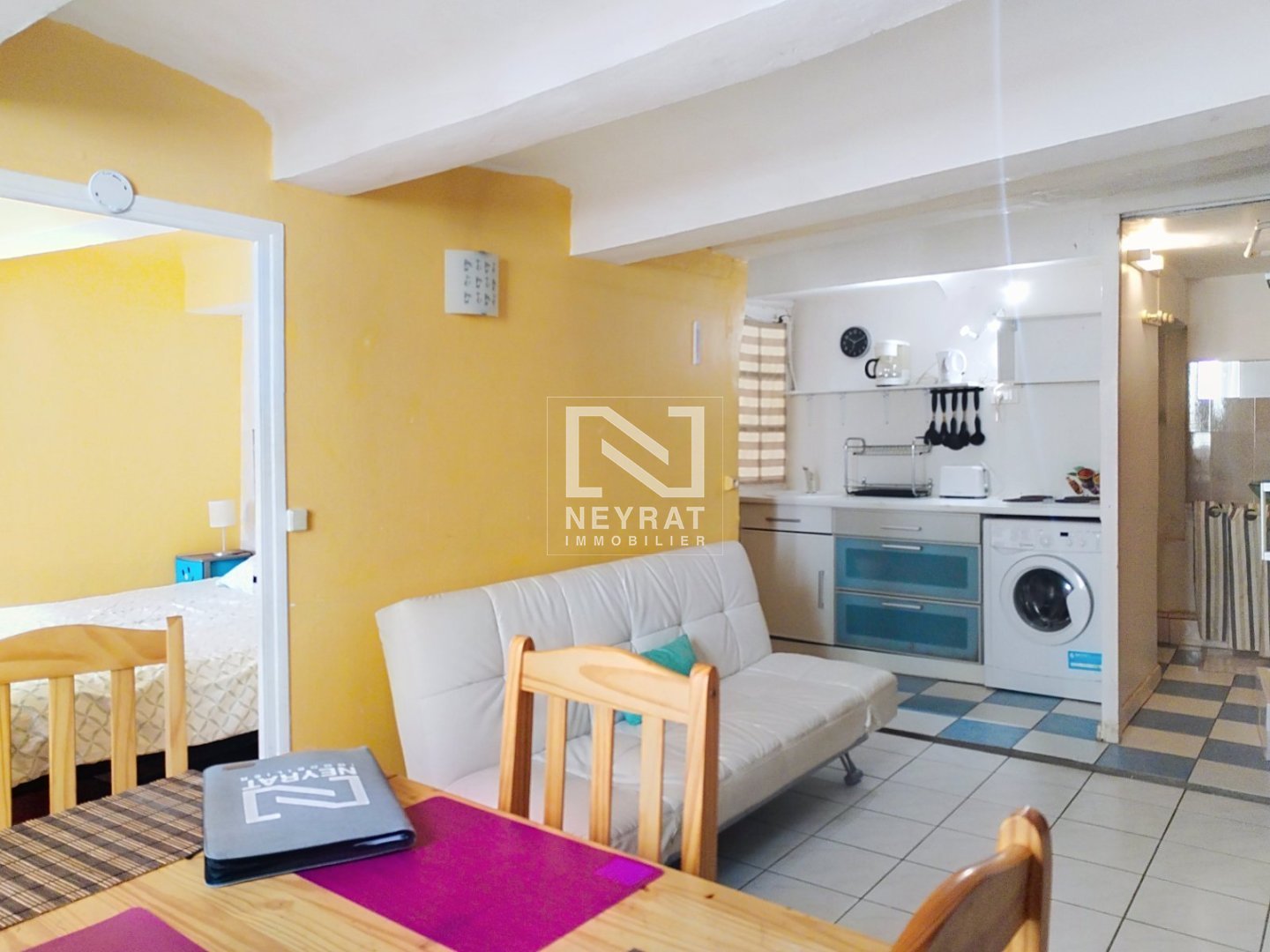 FAYENCE - APPARTEMENT - LUMINEUX - IDEAL INVESTISSEMENT