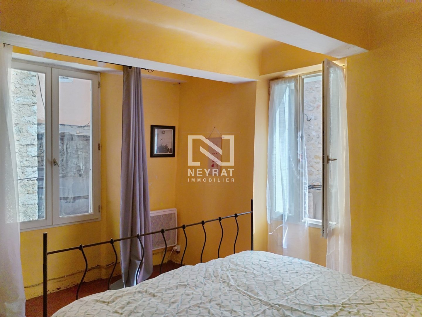 FAYENCE - APPARTEMENT - LUMINEUX - IDEAL INVESTISSEMENT