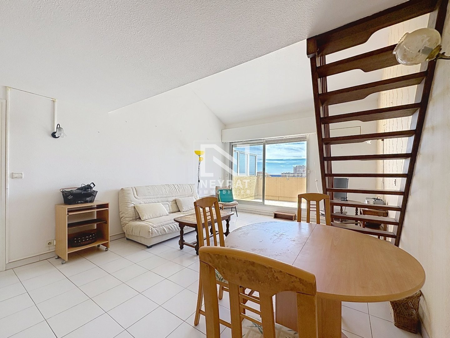 APPARTEMENT T2 A VENDRE - FREJUS - 57.81 m2 - 249 000 &euro;