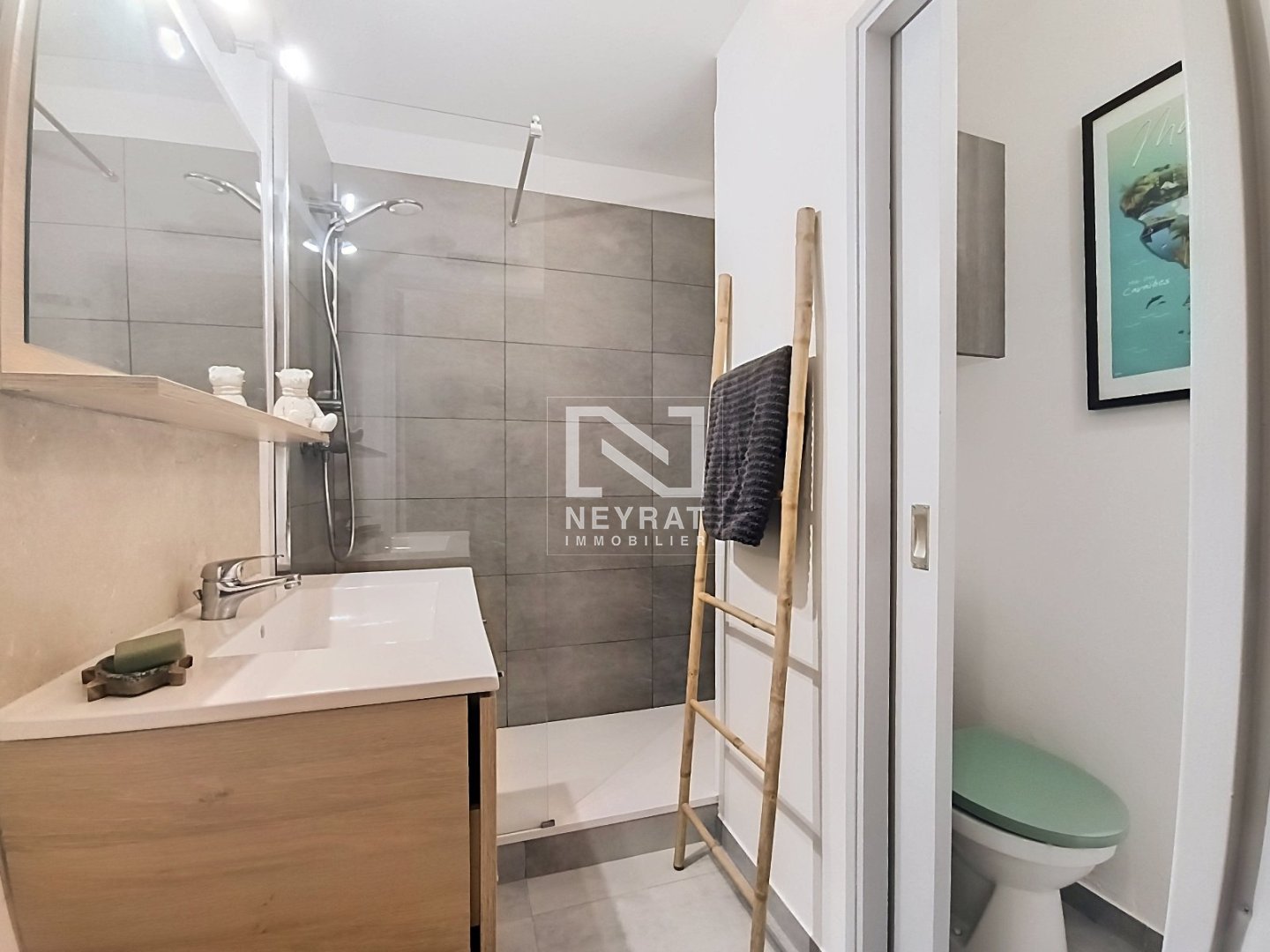 appartement A VENDRE - FREJUS - 37.17 m2 - 166 000 &euro;
