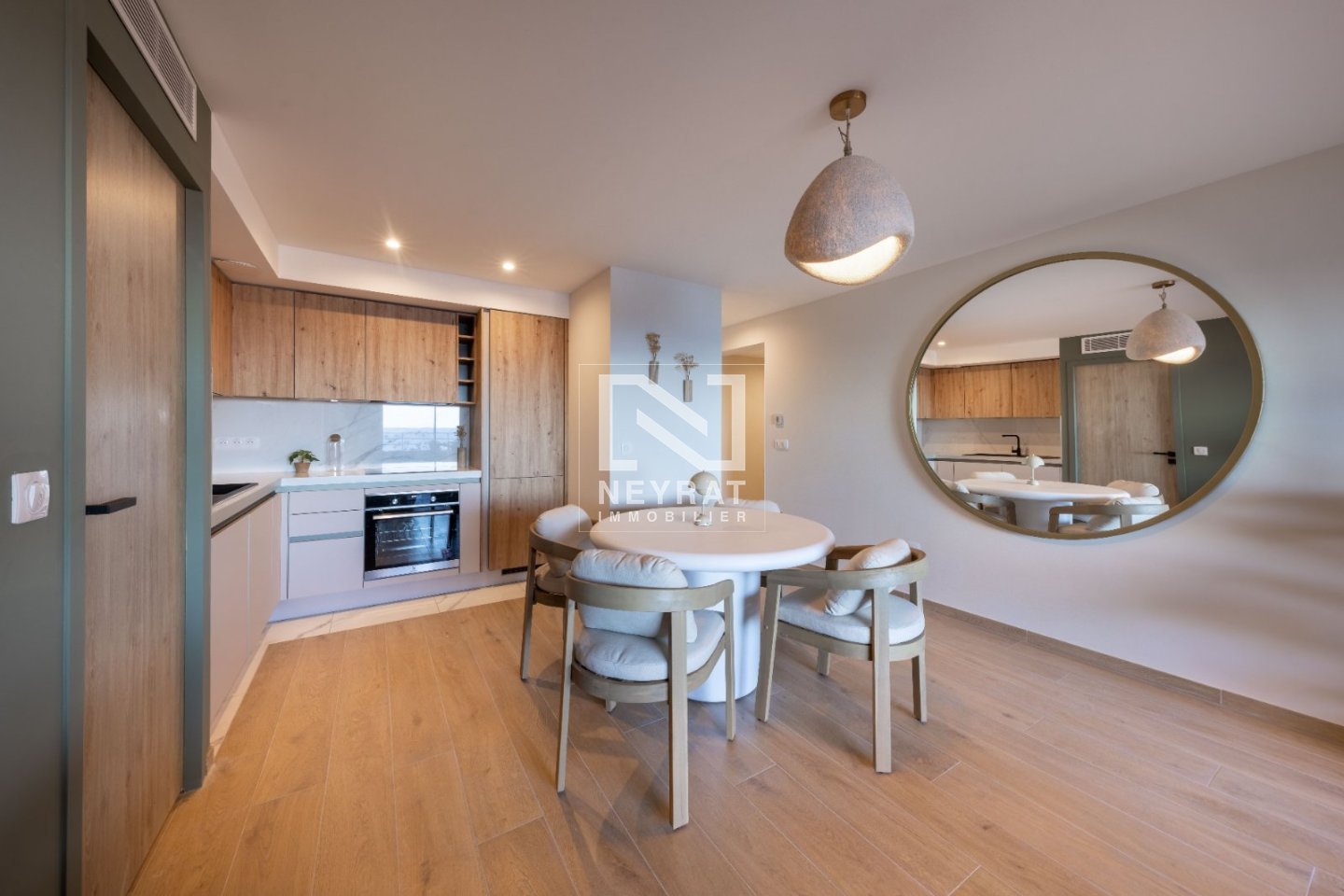 APPARTEMENT T2 - LE TRAYAS - 52.1 m2 - VENDU